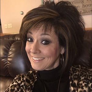 Meet your Posher, Regina